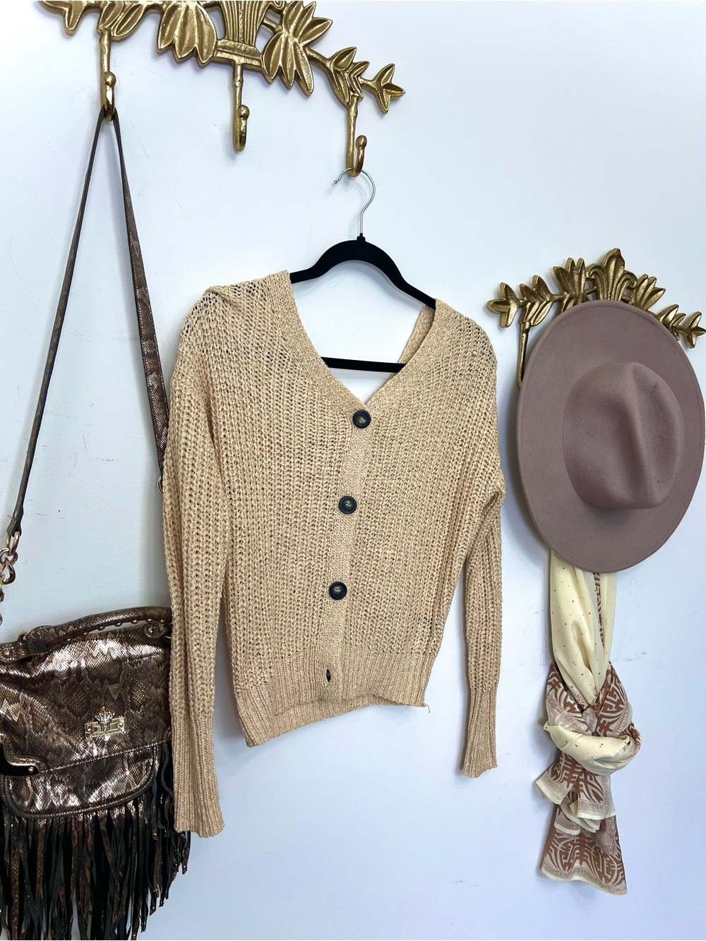 Knit beige button down cardigan Xs